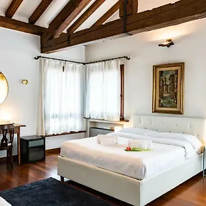 Apartment Domus - Magnifiche Residenze San Fermo, Verona